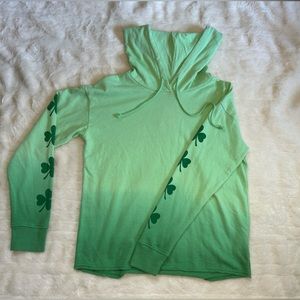 St. Patrick’s day sweatshirt 🍀